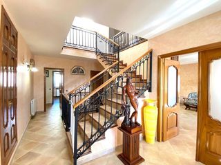 Chalet en venta en Cerro de Alarcón - Puente La Sierra - Mirador del Romero en Valdemorillo