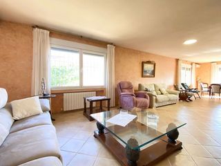 Chalet en venta en Cerro de Alarcón - Puente La Sierra - Mirador del Romero en Valdemorillo