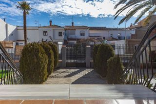 Chalet en venta en Guadix