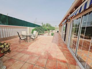 Chalet en venta en La Siesta - El Salado - Torreta en Torrevieja