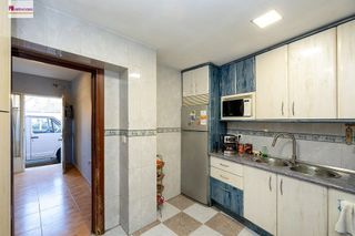 Casa adosada en venta en Avda. De los Ogíjares en Armilla