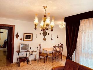 Piso en venta en Carolinas Altas en Alicante