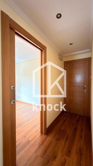 Piso en venta en Milán - Pumarín - Teatinos en Oviedo