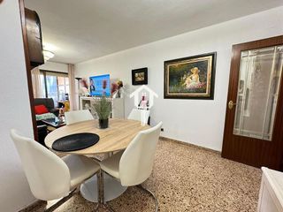 Piso en venta en Carolinas Altas en Alicante