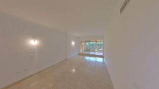 Piso en venta en Elviria en Marbella