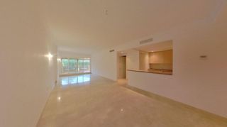 Piso en venta en Elviria en Marbella