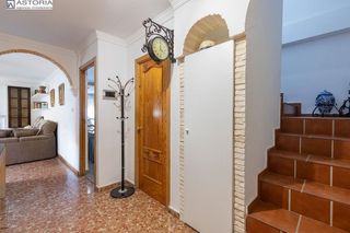 Casa adosada en venta en Ogíjares