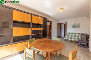 Piso en venta en Polígono Cartuja – La Paz en Granada