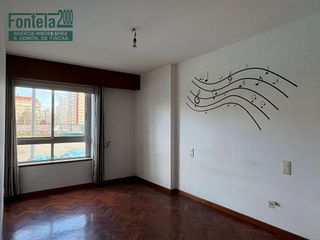 Piso en venta en Cuatro Caminos - Plaza de la Cubela en Coruña (A)