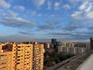 Piso en venta en La Bozada – Parque Delicias en Zaragoza
