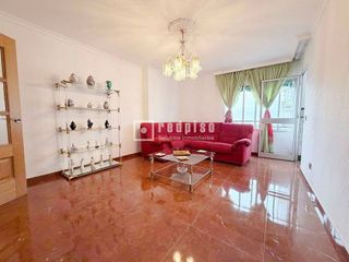 Piso en venta en El Candado - El Palo en Málaga