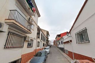 Piso en venta en Zubia (La)