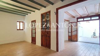 Casa adosada en venta en Núcleo Urbano en Pobla de Vallbona (la)