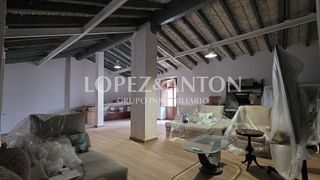 Casa adosada en venta en Núcleo Urbano en Pobla de Vallbona (la)