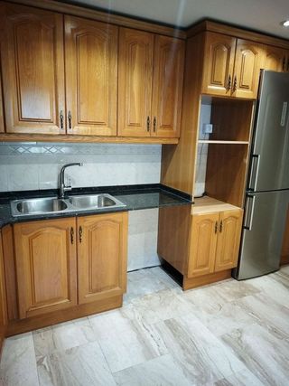 Casa adosada en alquiler en Montigalà -Sant Crist en Badalona