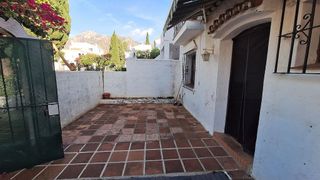 Casa adosada en venta en Las Cancelas - Valdeolletas en Marbella