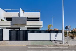 Chalet en venta en Zona Pueblo en Pilar de la Horadada