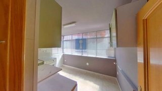 Piso en venta en Les Planes en Hospitalet de Llobregat, L´