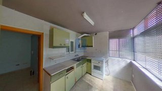 Piso en venta en Les Planes en Hospitalet de Llobregat, L´