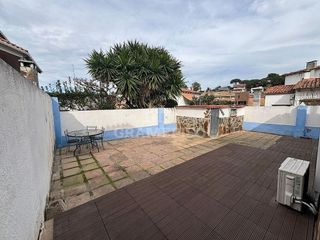 Chalet en venta en Sant Fost de Campsentelles