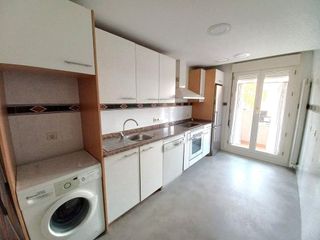 Piso en venta en Portillejo - Valdegastea en Logroño