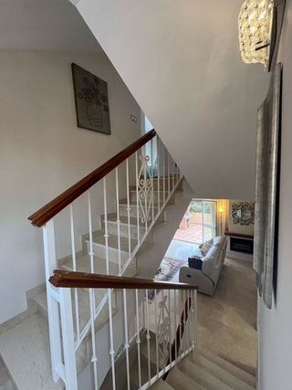 Casa adosada en venta en Nueva Andalucía centro en Marbella