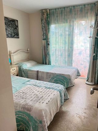 Casa adosada en venta en Nueva Andalucía centro en Marbella