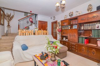 Casa adosada en venta en Alhendín