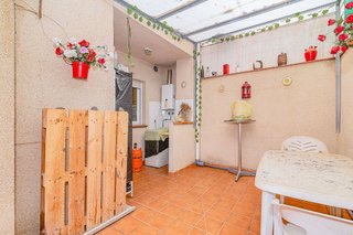 Casa adosada en venta en Alhendín