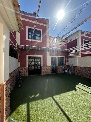 Chalet en venta en Centro - Doña Mercedes en Dos Hermanas