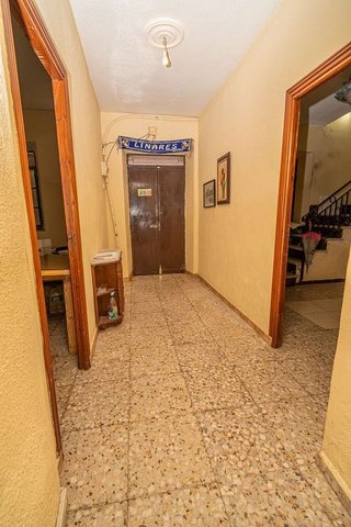 Casa adosada en venta en Linares
