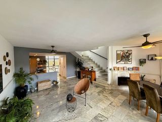 Casa adosada en venta en Torrequebrada en Benalmádena