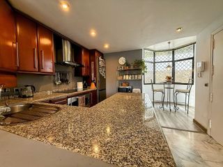 Casa adosada en venta en Torrequebrada en Benalmádena