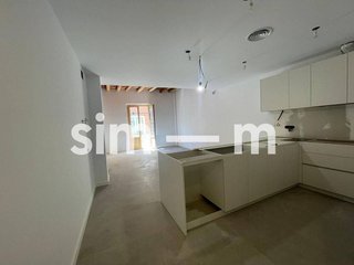 Piso en venta en Santa Clara-Caputxins-Hospital en Vic