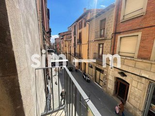 Piso en venta en Santa Clara-Caputxins-Hospital en Vic