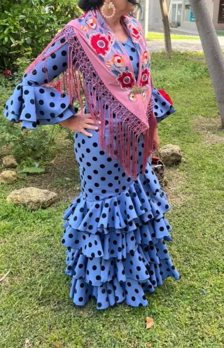 Traje Flamenca Lunares Azul y negro