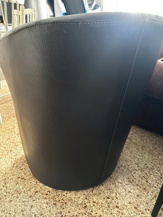 Butaca marrón piel sintética