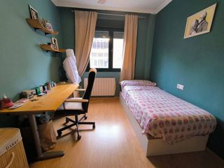 Piso en venta en Santa Cruz - Industria - Polígono Campollano en Albacete