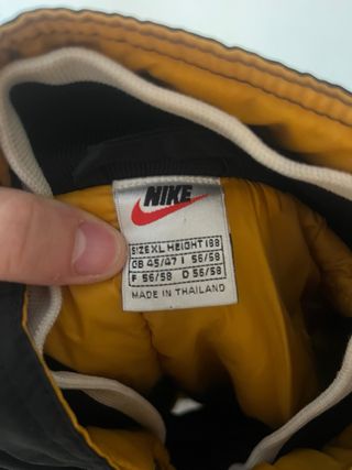 Chaqueta Nike Vintage Negra y Verde