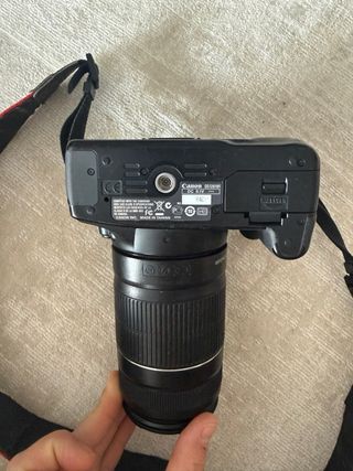 Cámara Reflex Canon Negra