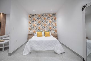 Piso en venta en San Francisco Javier en Granada