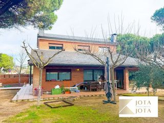 Chalet en venta en Vidreres