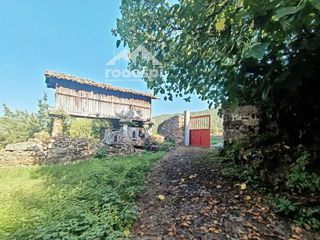 Casa en venta en Padrenda