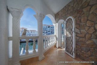 Casa en venta en Empuriabrava en Castelló d´Empúries