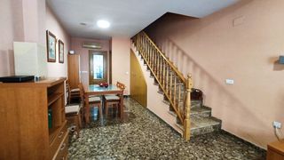 Casa adosada en venta en Buñol
