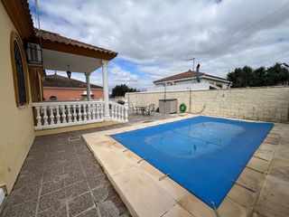 Casa adosada en venta en Arco Norte - Avda. España en Dos Hermanas