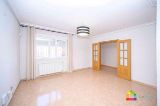 Chalet en venta en Olías del Rey