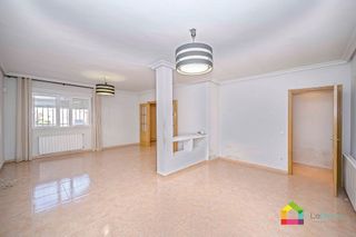 Chalet en venta en Olías del Rey