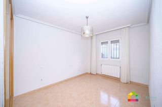 Chalet en venta en Olías del Rey