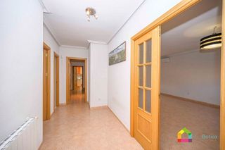 Chalet en venta en Olías del Rey